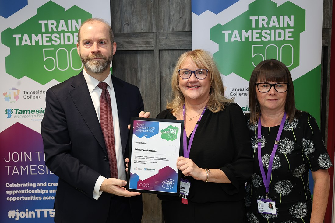 Sam with MP Jonathan Reynolds at the TT500 launch